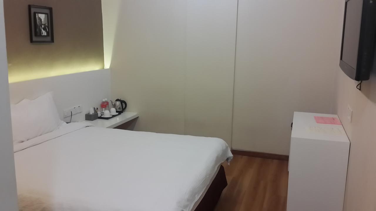 Avida Hotel Labuan Eksteriør bilde