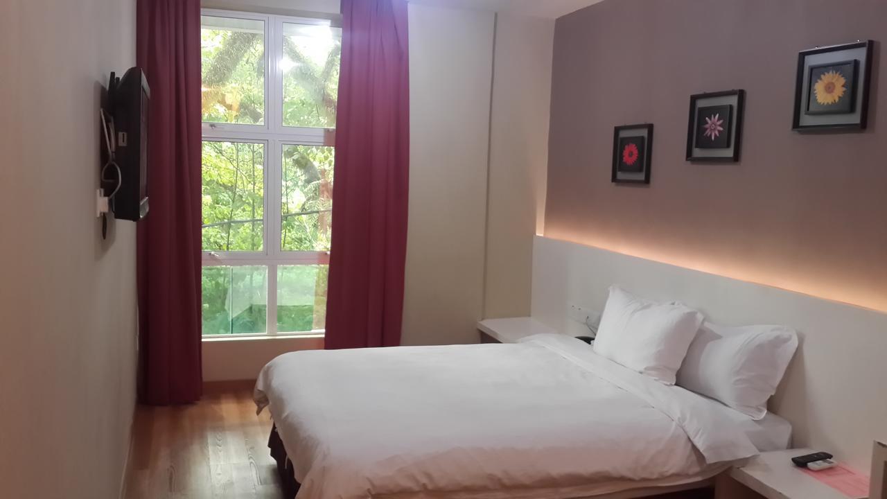 Avida Hotel Labuan Eksteriør bilde
